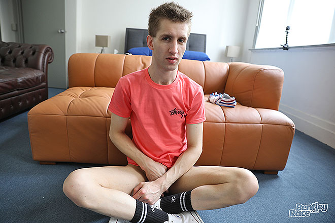 Hung Aussie Boy Image